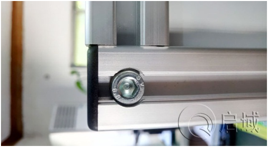 內六角螺栓T型連接圖